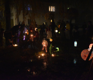 Kouzelný podvečer s lampionovým průvodem