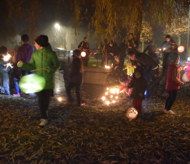 Kouzelný podvečer s lampionovým průvodem