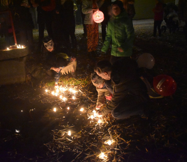 Kouzelný podvečer s lampionovým průvodem